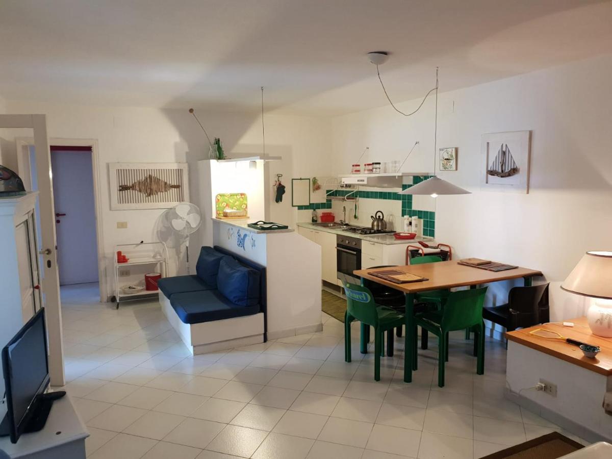 Giulianahouse Appartement La Maddalena  Buitenkant foto